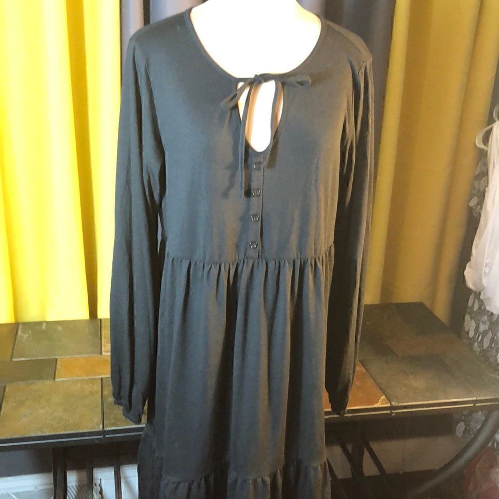 Kojooin Small black dress tie neck long sleeve dress size